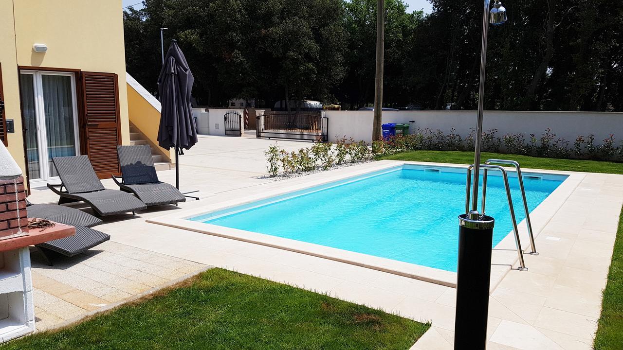 Villas Simag Banjole Ngoại thất bức ảnh